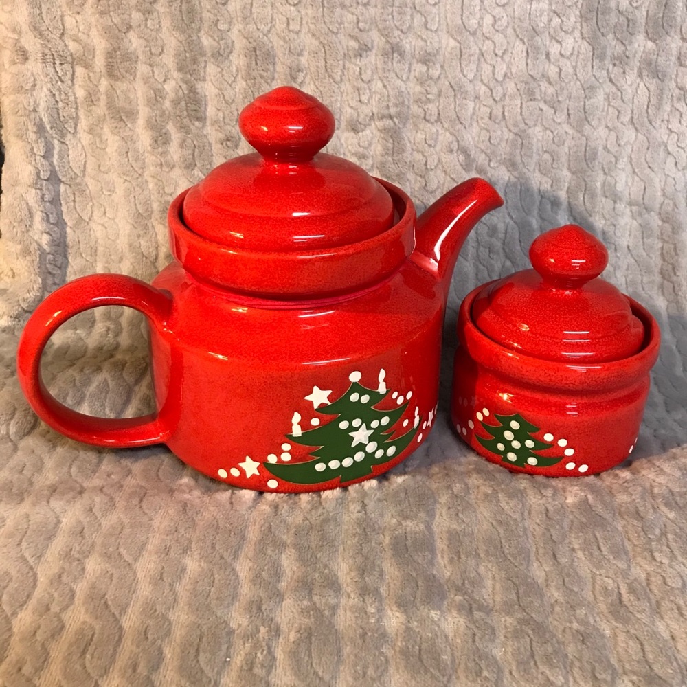 Waechtersbach Red Christmas Tree Teapot‎ & Sugar Bowl